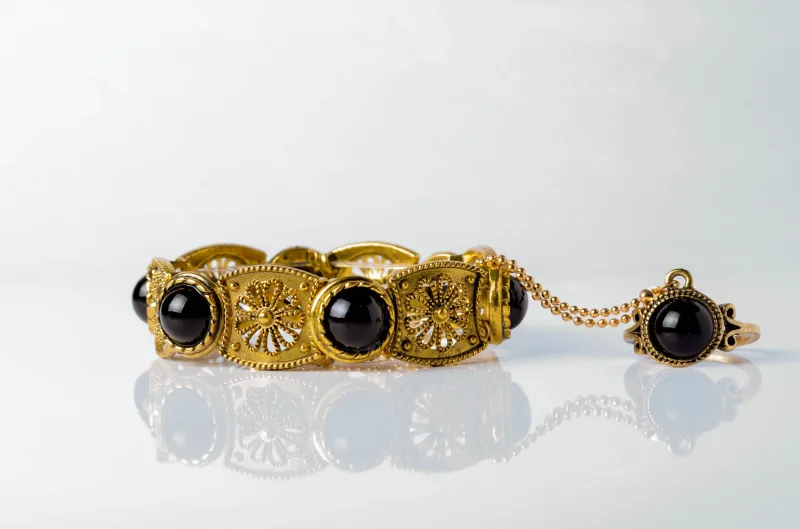 Jewelry Photo Retouching Techniques Every Photographer Should Know Body
