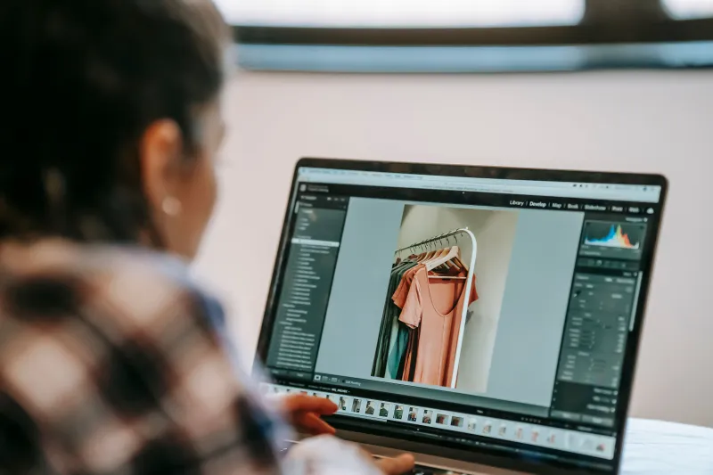 How Professional Product Photo Retouching Increases Online Sales